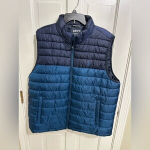 IZOD Men's Blue Puffer Vest